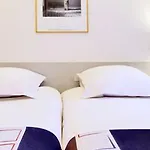 Plazza 3* נים