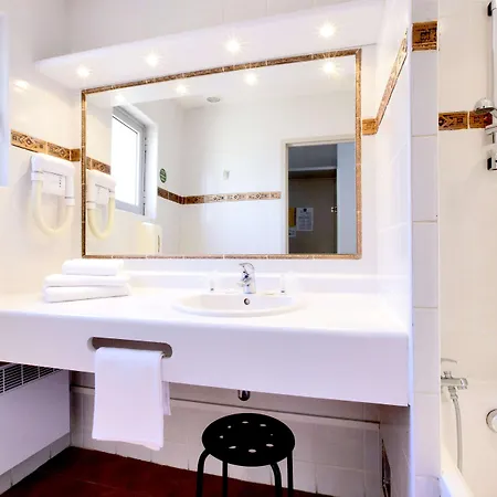 Hotel Plazza 3*