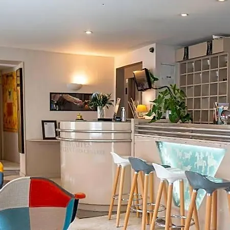 Plazza Hotel