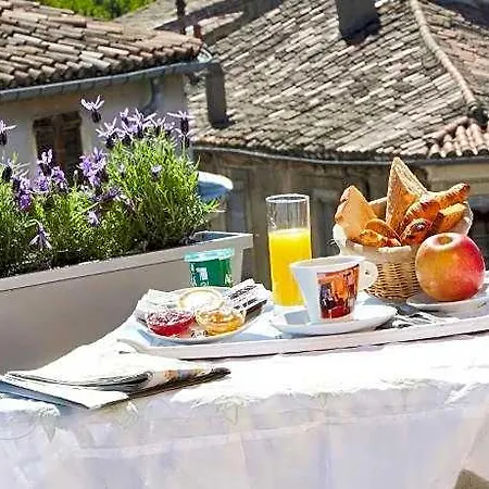 Plazza Hotel 3*