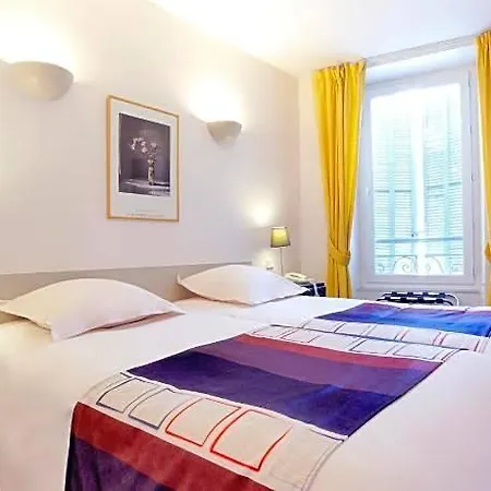 Plazza Hotel 3*