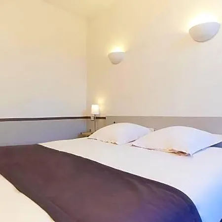 Plazza Hotel 3*