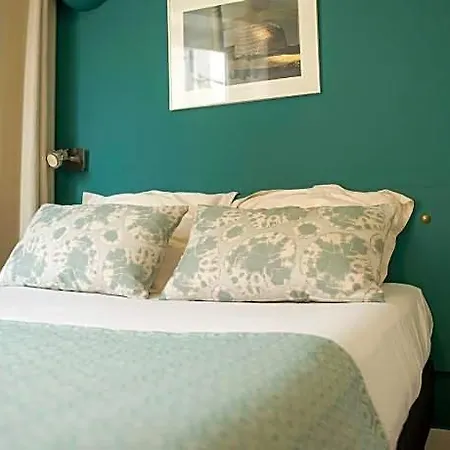 Plazza Hotel