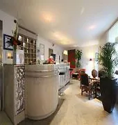 Hotel Plazza 3*